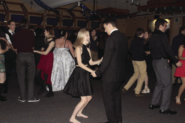 students dancing at the snowball